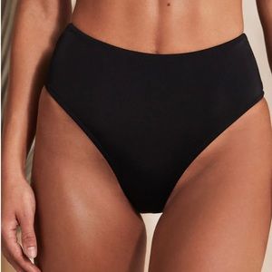 NWT TAN + LINES Medium Naxos Bottom